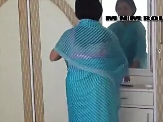 Desi Oomph Aunty Soul Suffocating back Rolling in money